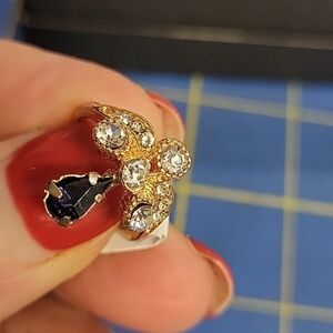 Beautiful Costume Jewelry Ring Size 4